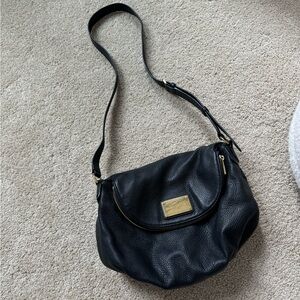 Marc Jacobs Classic Q "Natasha" Genuine Pebbled Leather Bag - Vintage 90's 🖤